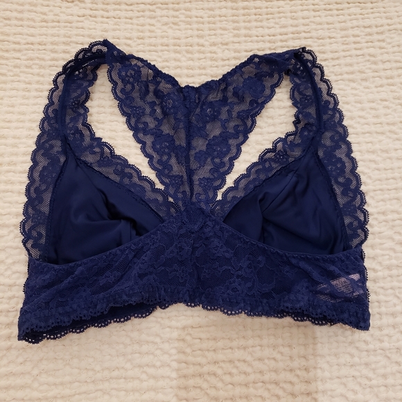 Victoria's Secret Lace Bralette - Picture 2 of 3
